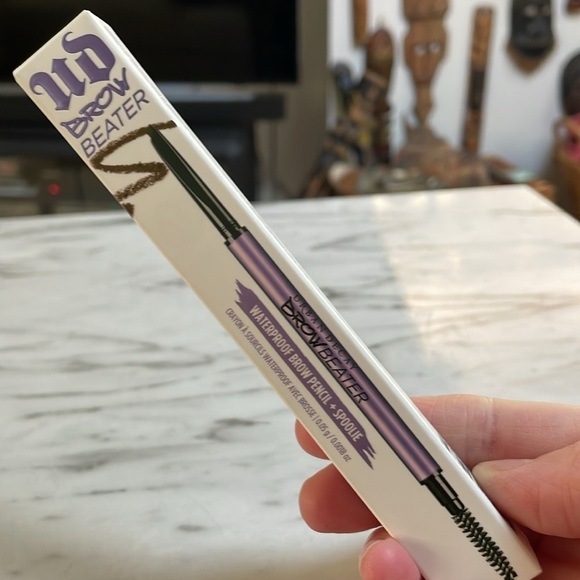 Urban Decay Brow Beater Micro Fine Brow Pencil and Brush - Picture 5 of 10